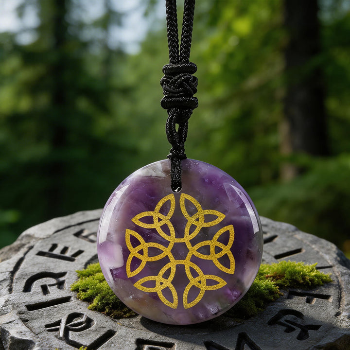 WorldNorse Triquetra Kristallkette mit Blumenknoten - Amethyst - image 7