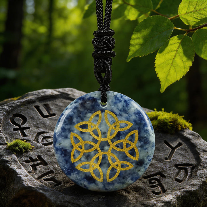 WorldNorse Triquetra Kristallkette mit Blumenknoten - Blauer Fleckenjaspis - image 11