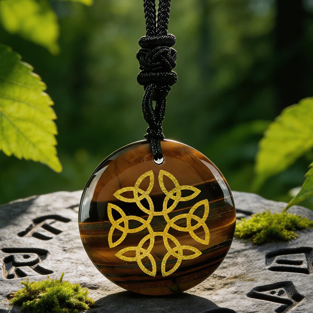 WorldNorse Triquetra Kristallkette mit Blumenknoten - Tigerauge - image 2