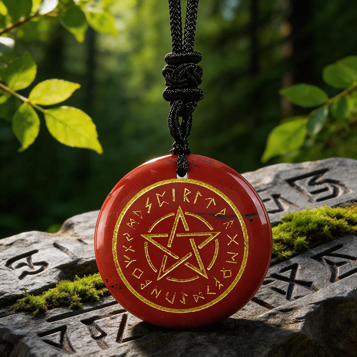 WorldNorse Pentakel- Rune Schutzkristall-Halskette - Roter Jaspis - image 0