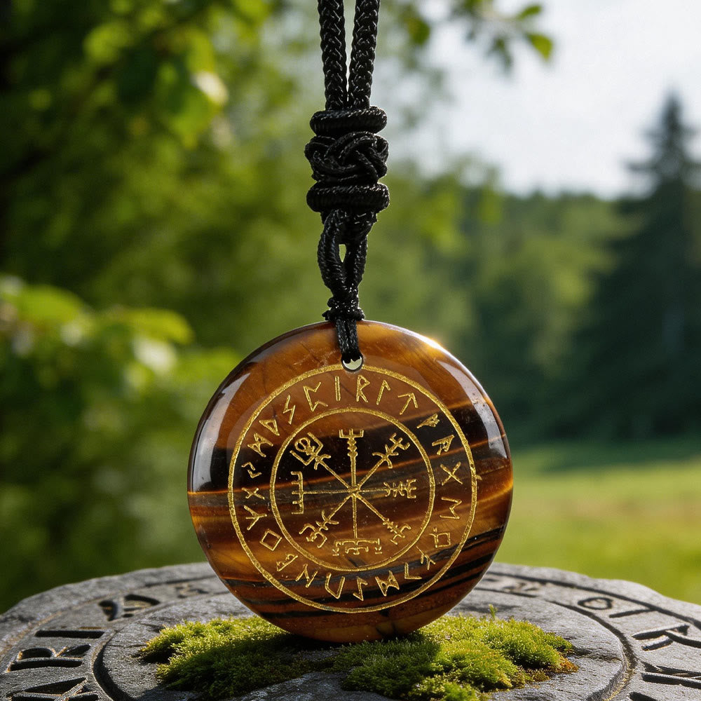 WorldNorse Vegvisir Rune -Leitkristall-Halskette - Tigerauge - image 1