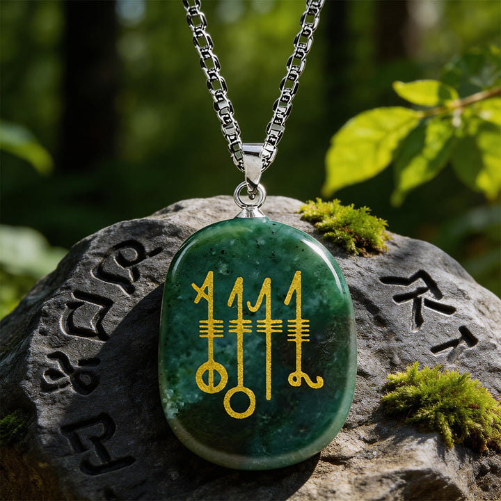 WorldNorse Svefnthorn Slumber Stave Crystal Necklace - Indischer Achat - image 16