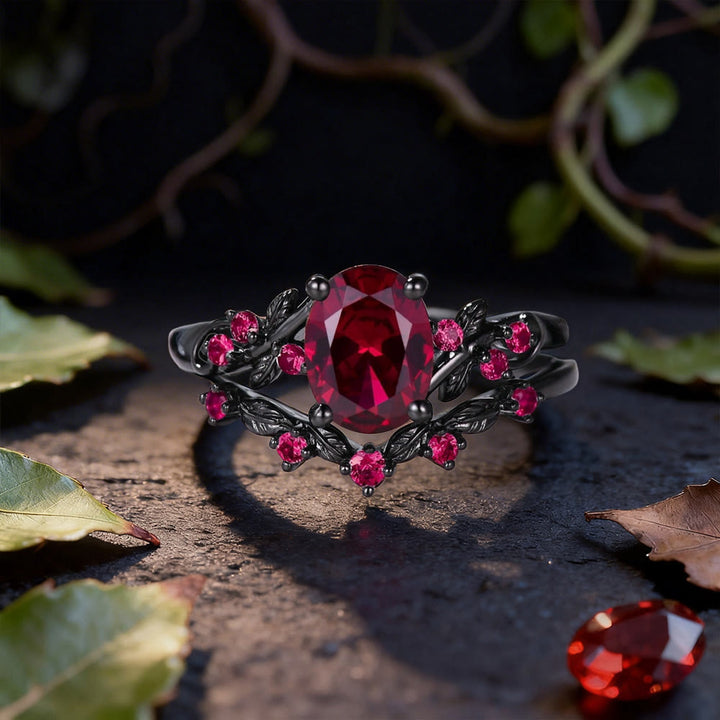 WorldNorse Dark Romance Rubin-Schwarzblatt-Ring-Set - 62mm - image 0