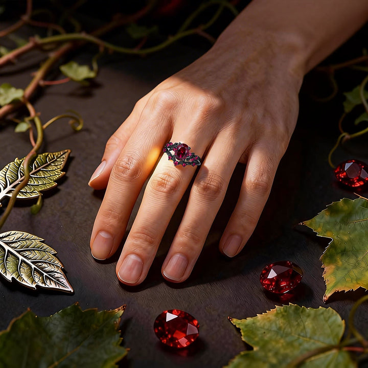 WorldNorse Dark Romance Rubin-Schwarzblatt-Ring-Set - image 1