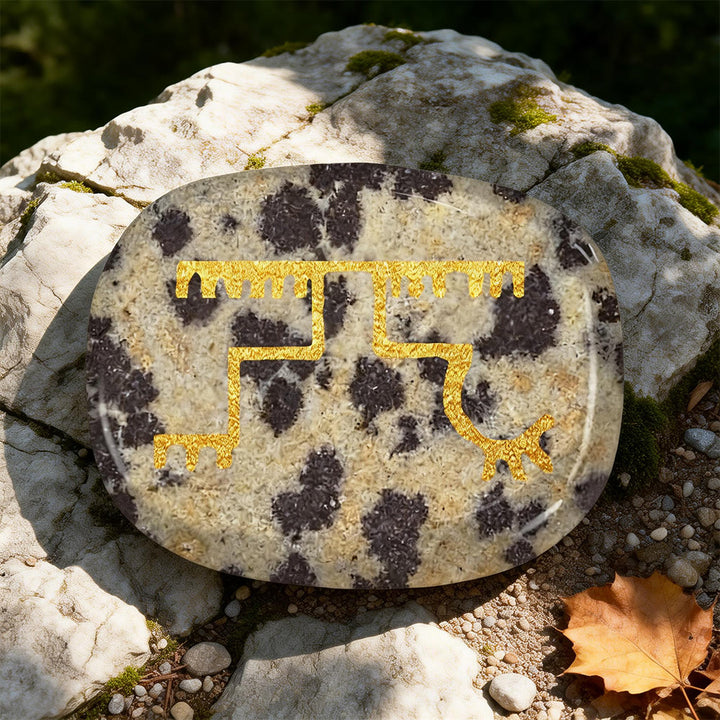 WorldNorse Gapaldur Widerstandsfähiger Triumph Rune Kristall Dekor - Dalmatiner-Jaspis - image 11