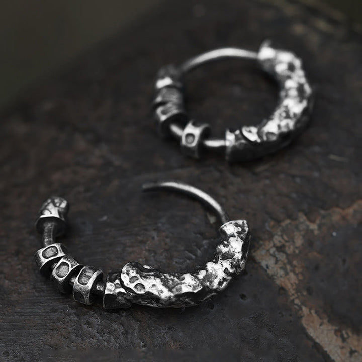 WorldNorse Handgefertigte Ohrringe aus 999er Silber, gehämmert und robust - Ein Paar - image 0
