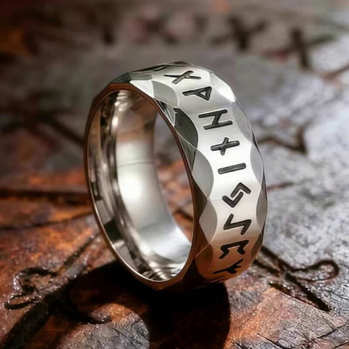 WorldNorse Gehämmerter Futhark-Runen-Wikinger-Amulettring - Silber - 70mm - image 5