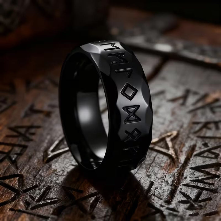 WorldNorse Gehämmerter Futhark-Runen-Wikinger-Amulettring - Schwarz - 70mm - image 10