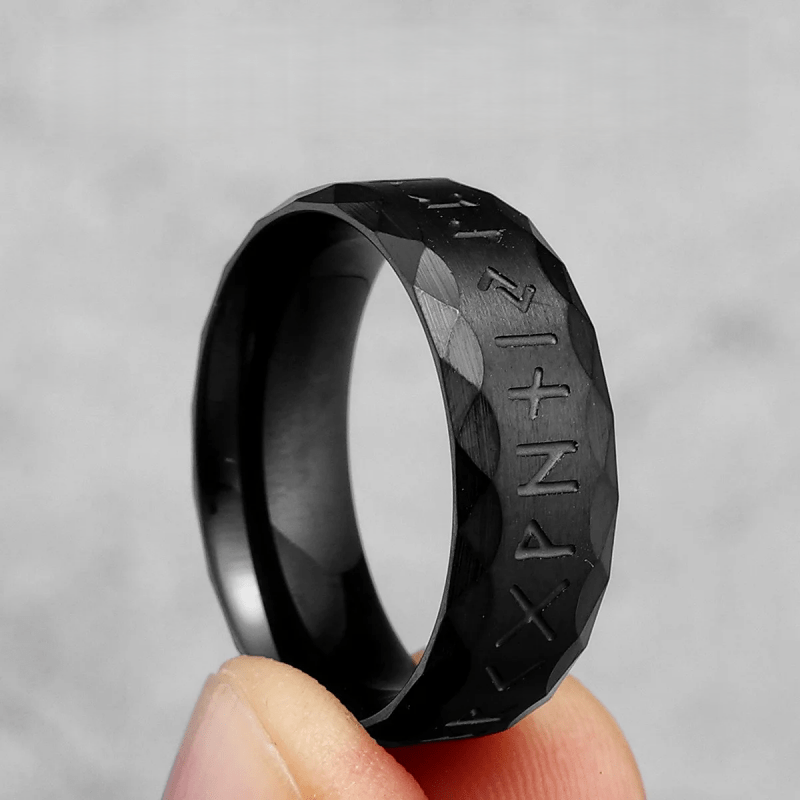 WorldNorse Gehämmerter Futhark-Runen-Wikinger-Amulettring - image 13