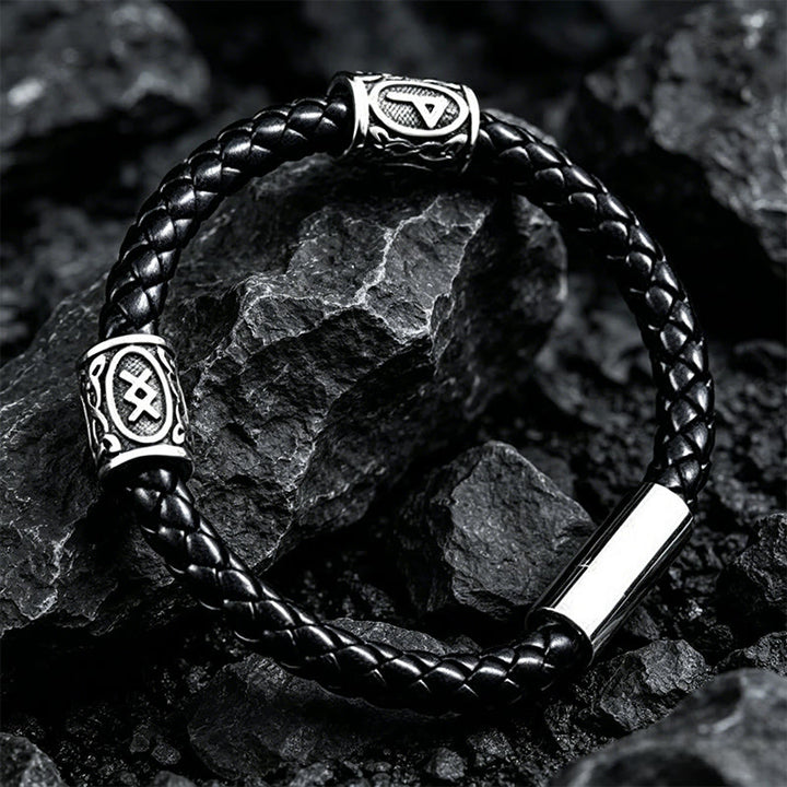 WorldNorse Keltischer Knoten Rune -Armband aus geflochtenem Leder - Stil Nr. 2 - 24 cm - image 1
