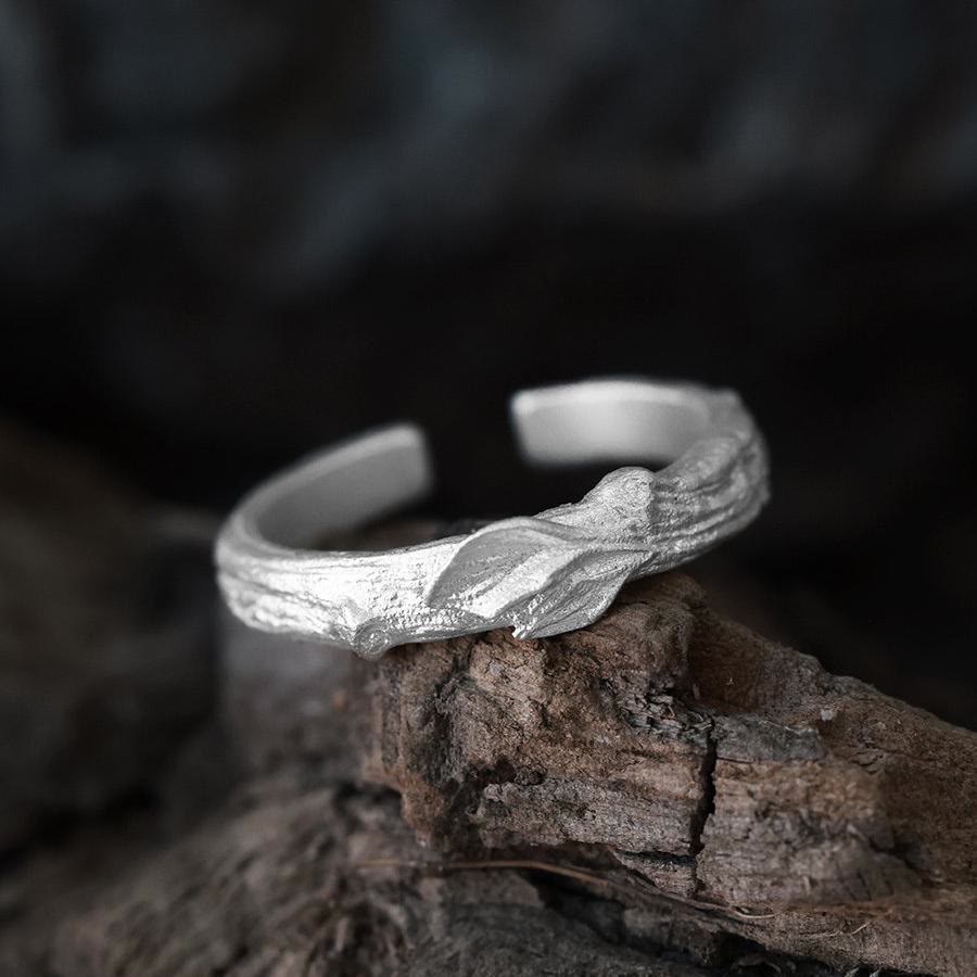 WorldNorse Handgefertigter Partnerring aus 999er Silber mit rauer Holzstruktur - Silber - NEIN DANKE - image 1