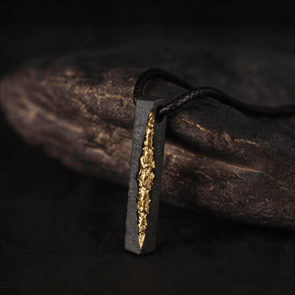 WorldNorse Handgefertigte Halskette aus 999er Silber mit Crack-Gold-Effekt - Mit 55 cm gewachstem Seil - image 1