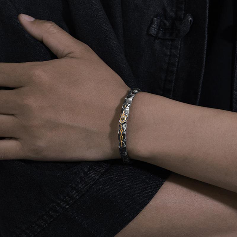 WorldNorse Handgefertigtes Armband aus 925er Silber mit Wunschstein und Struktur - image 1
