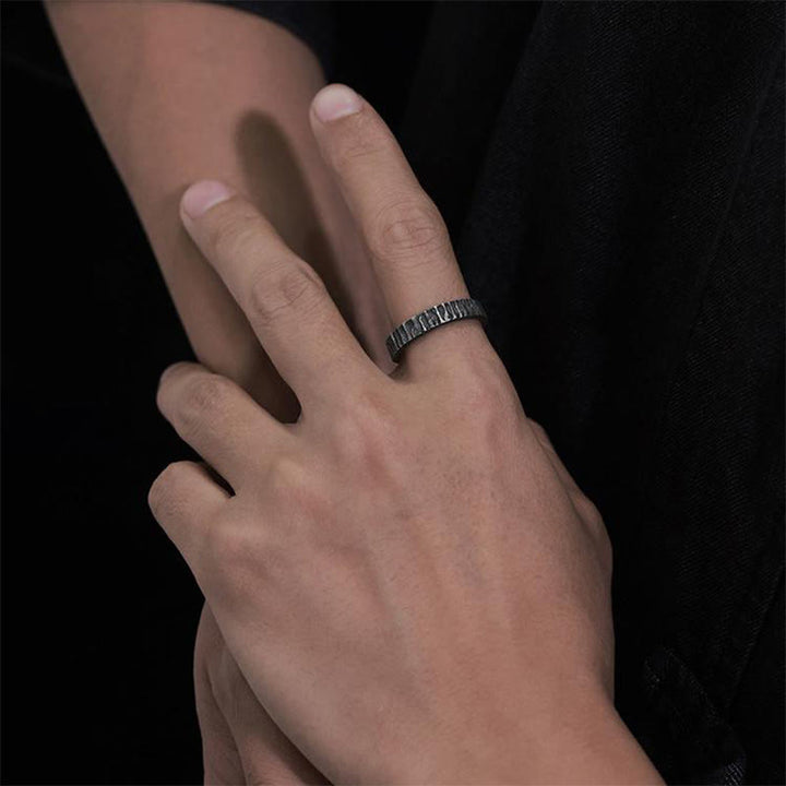 WorldNorse Handgefertigter Partnerring aus 999er Silber mit rauer Holzstruktur - image 5