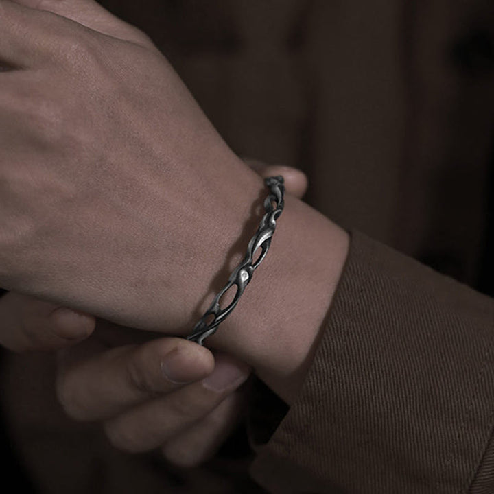 WorldNorse Handgefertigtes Armband aus 999er Silber mit gedrehter Flammenform und Hohlprofil - image 6