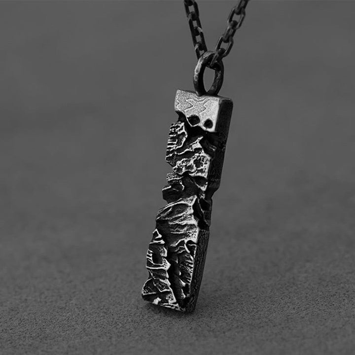 Handgefertigte Halskette aus 999er Silber mit rissiger Bergstruktur von WorldNorse - Stilnummer B - Mit 55 cm langer Kette aus 925er Silber. - NEIN DANKE - image 2
