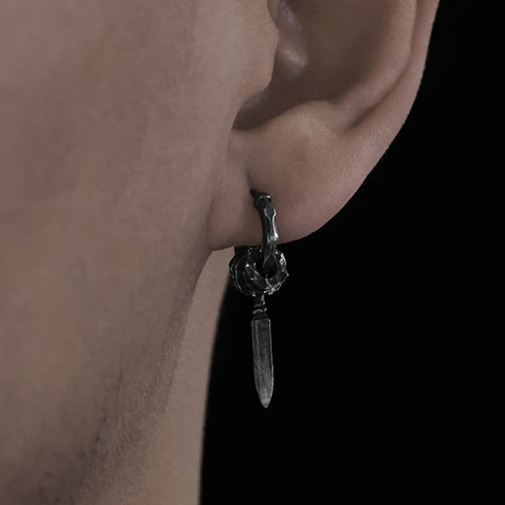 Handgefertigte Ohrringe aus 999er Silber mit Damokles-Schwert-Motiv von WorldNorse - image 8