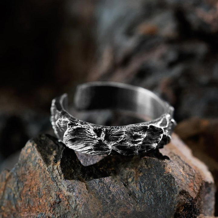 WorldNorse Handgefertigter Ring aus 999er Silber mit antikisiertem Bergkamm-Design - Groß - NEIN DANKE - image 0