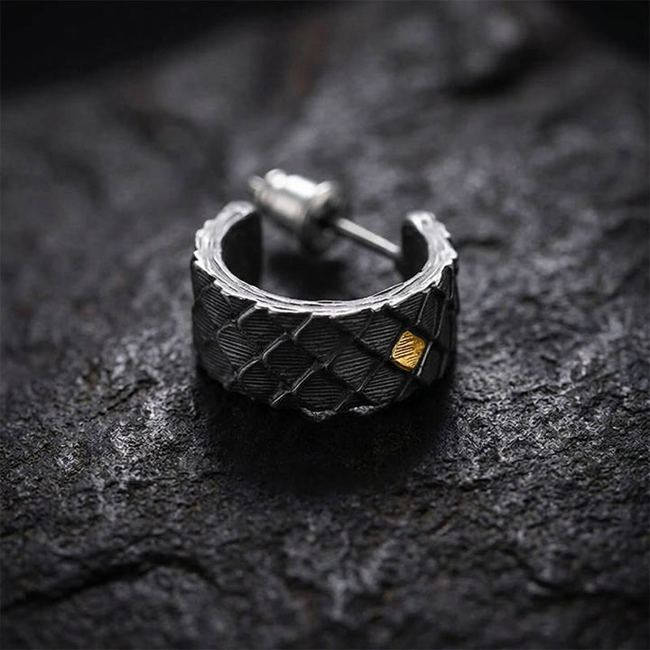 WorldNorse Handgefertigte Ohrringe aus 999er Silber mit Drachenschuppenmuster - image 4