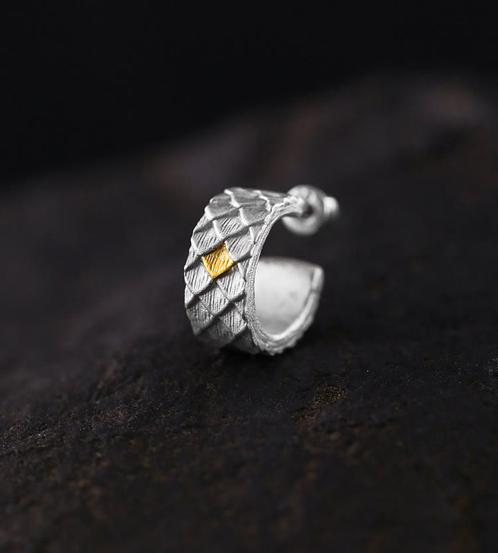 WorldNorse Handgefertigte Ohrringe aus 999er Silber mit Drachenschuppenmuster - image 8