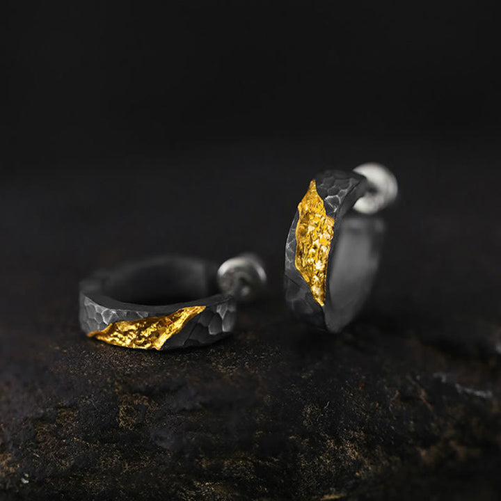 WorldNorse Handgefertigte Ohrringe aus 999er Silber mit gehämmertem Goldadermuster - Ein Paar Ohrringe - image 0