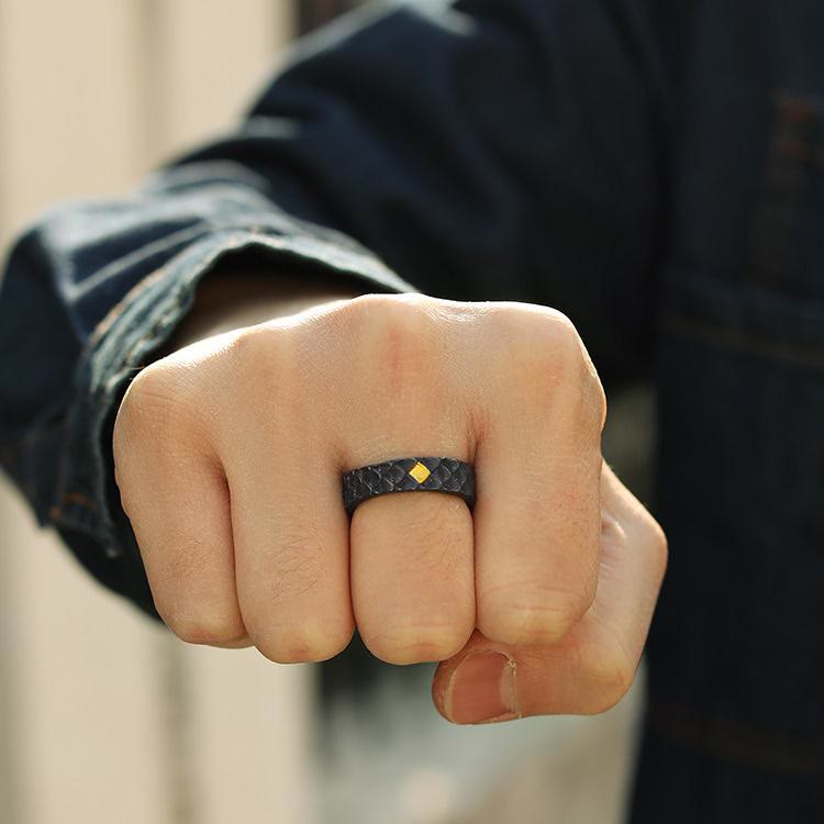 WorldNorse Handgefertigter Ring aus 999er Silber mit geprägtem Drachenschuppenmuster und Goldeinlage - image 5