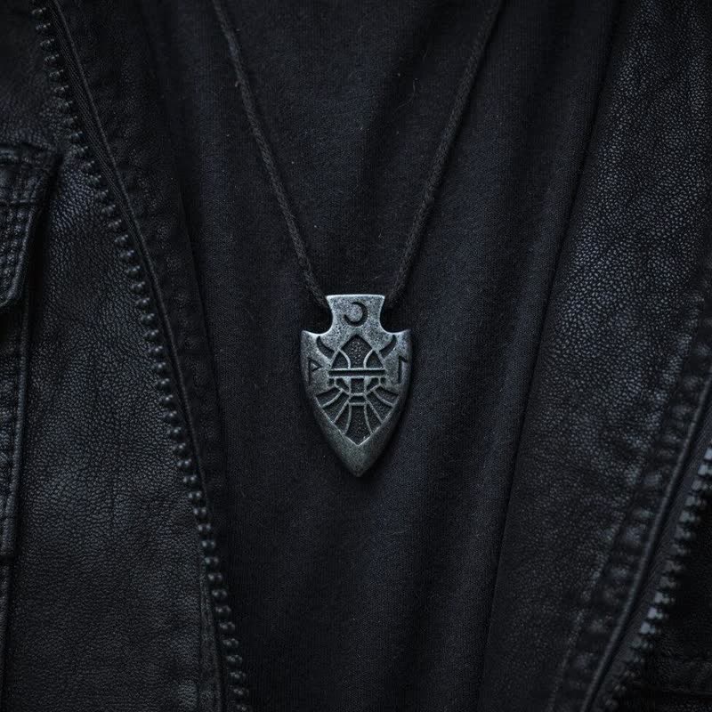 WorldNorse Wikinger-Halskette mit Odin- Rune und Pfeilspitze für Herren